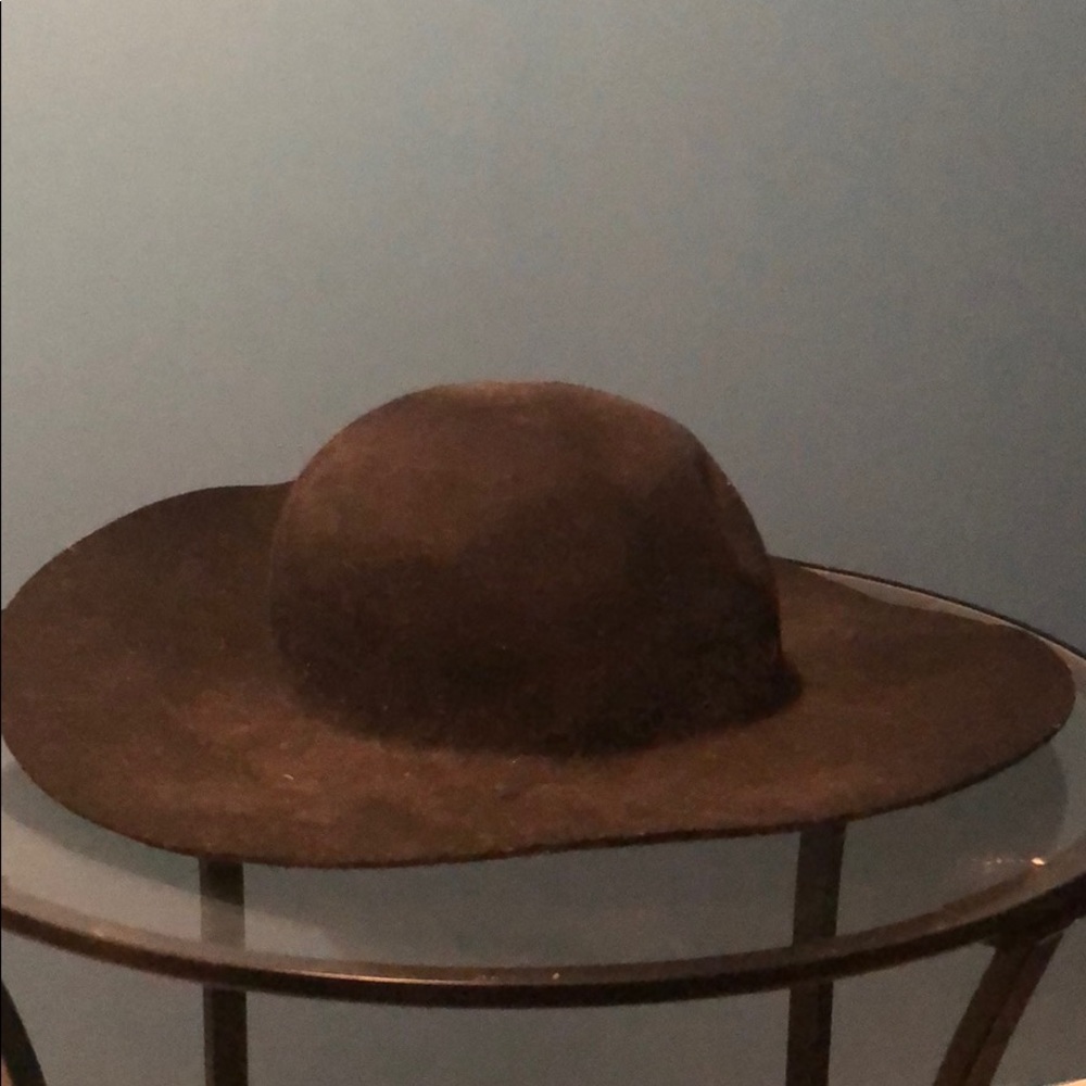 Floppy, fall hat